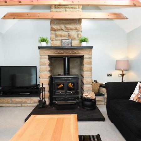 Ailnack Cottage -Cheerful Cottage With Secure Garden And Off Street Parking Sleeps 4 Tomintoul Eksteriør billede