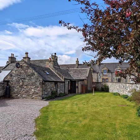 Ailnack Cottage -Cheerful Cottage With Secure Garden And Off Street Parking Sleeps 4 Tomintoul Eksteriør billede