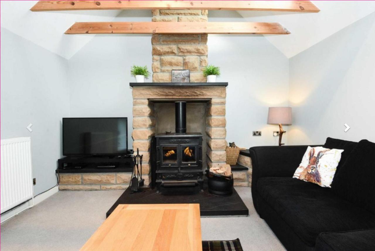 Ailnack Cottage -Cheerful Cottage With Secure Garden And Off Street Parking Sleeps 4 Tomintoul Eksteriør billede
