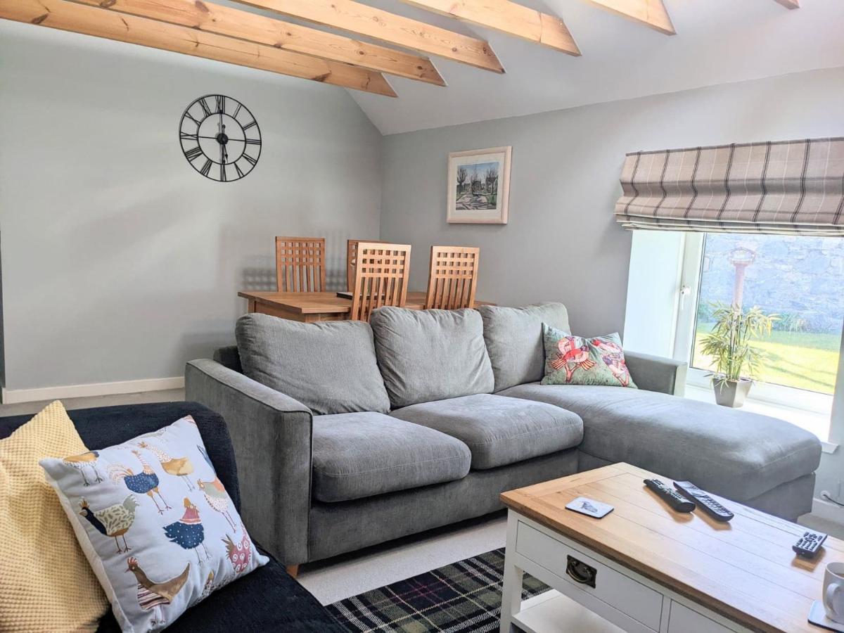 Ailnack Cottage -Cheerful Cottage With Secure Garden And Off Street Parking Sleeps 4 Tomintoul Eksteriør billede